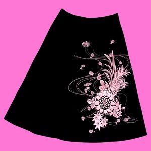 Pretty pink flower art skirt.